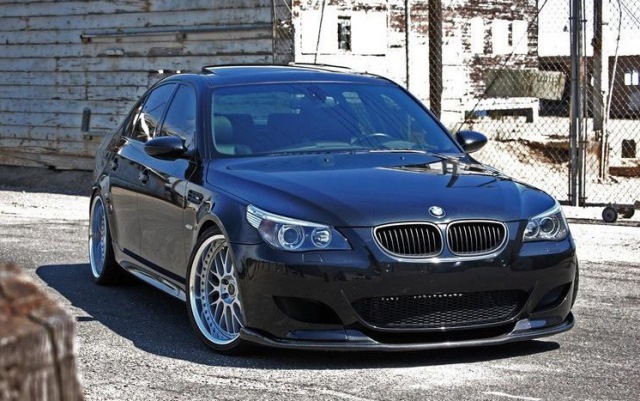 ลิ้นต่อกันชนหน้า E60 2003 Style HAMANN สำหรับกันชน M5 คาร์บอนแท้ งานนำเข้า